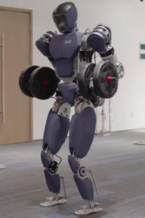 从科幻到现实：人形机器人技术大揭秘(图2)